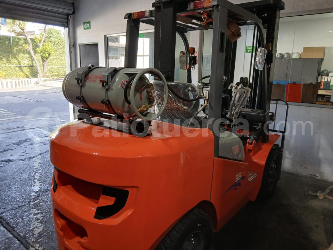 LPG FORKLIFT CPQYD35 2025
