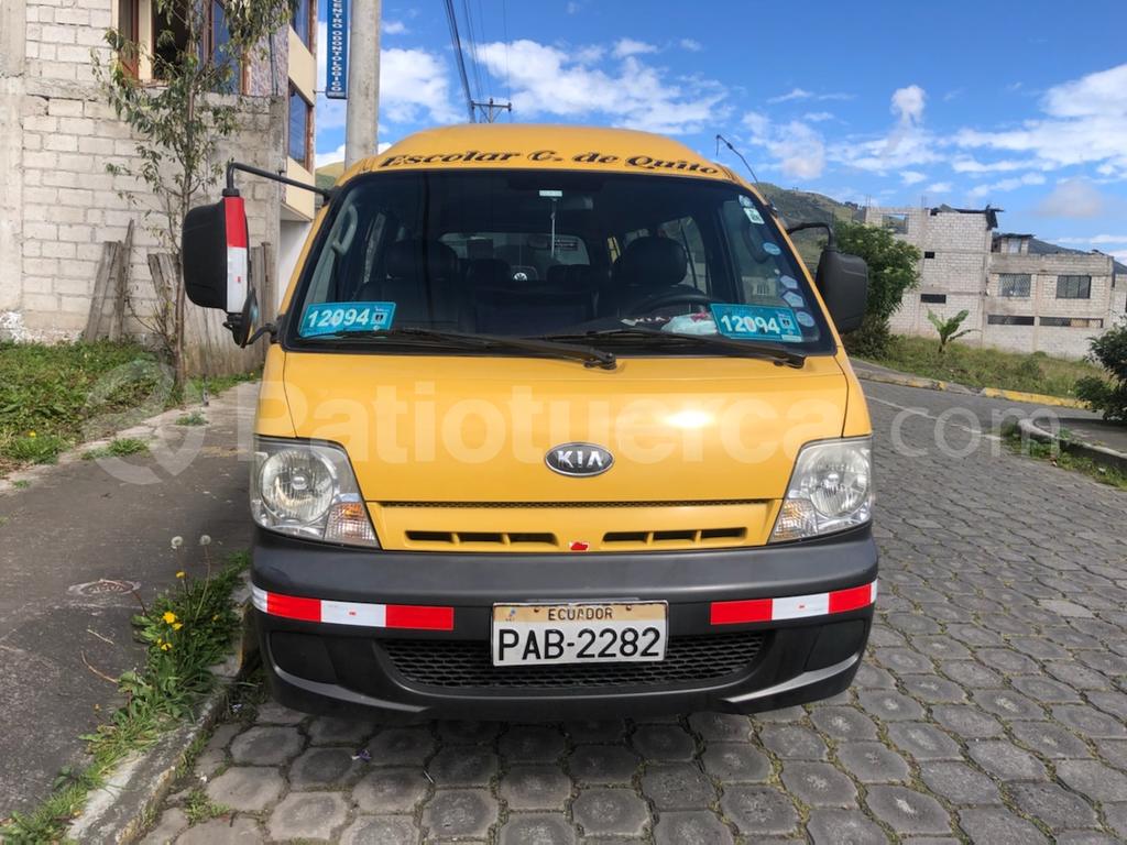 Kia Pregio