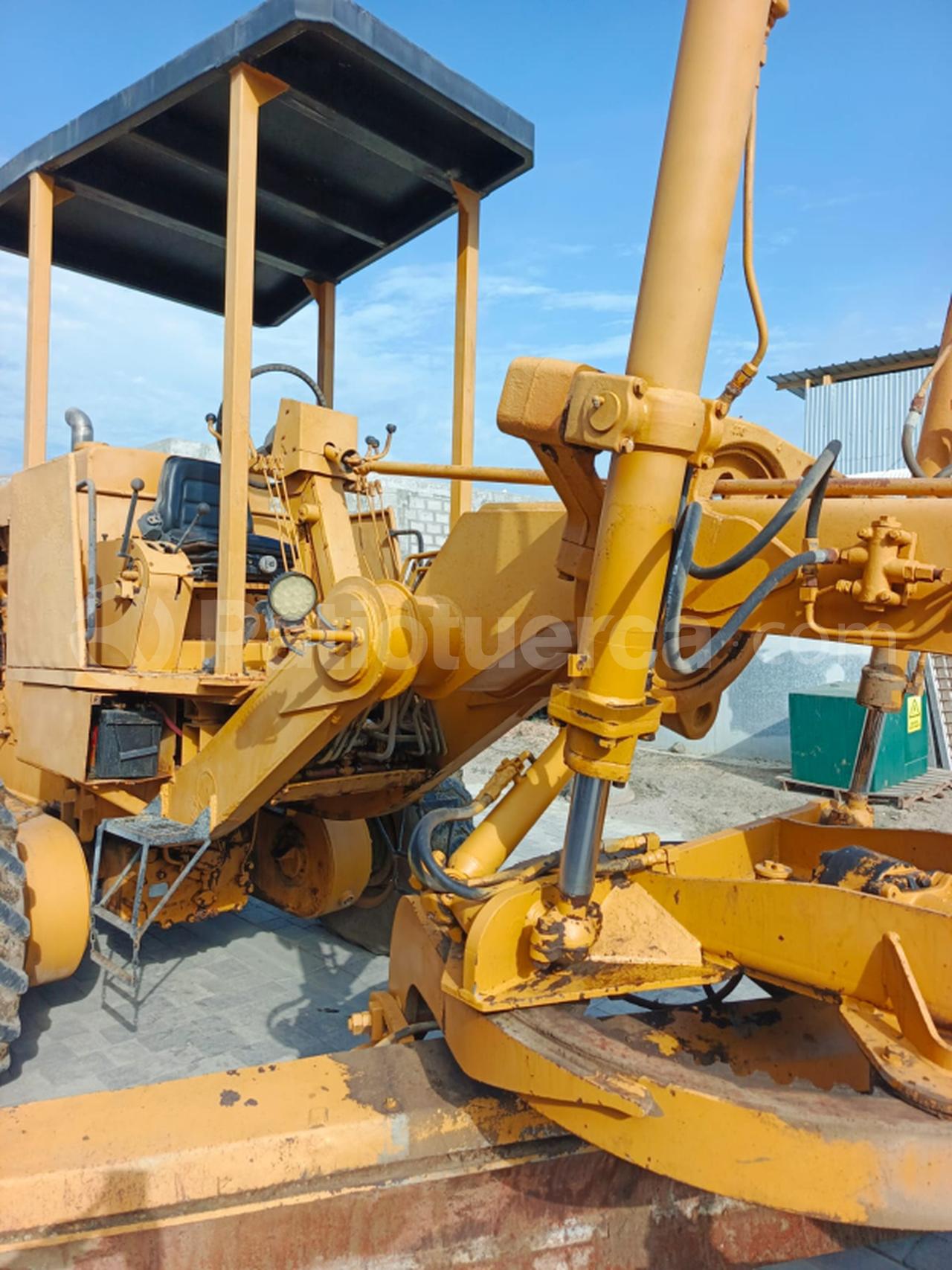 Komatsu G60R 1980