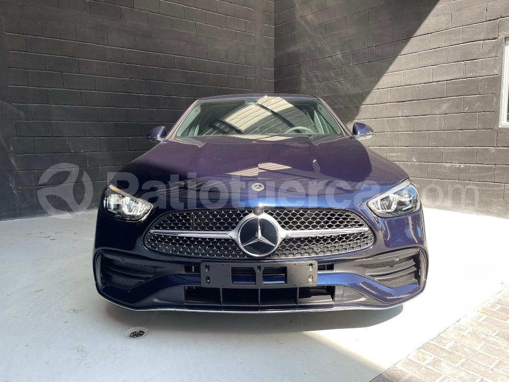 Mercedes Benz—™ C300