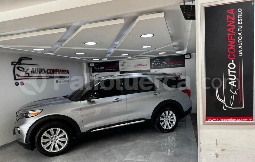 Ford Explorer Limited 2023