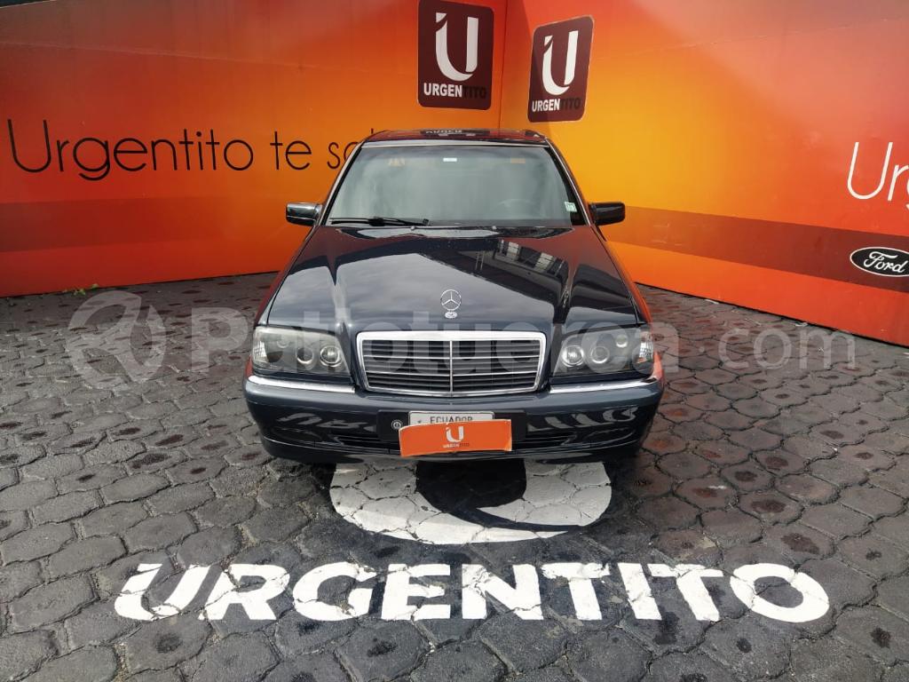 Mercedes Benz—™ C230