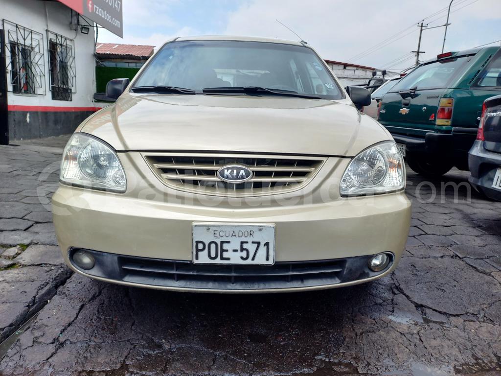 Kia Carens