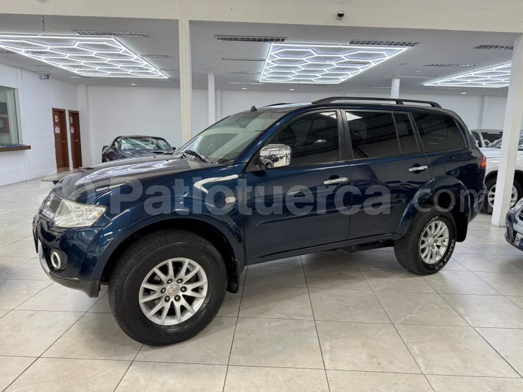 Mitsubishi Nativa