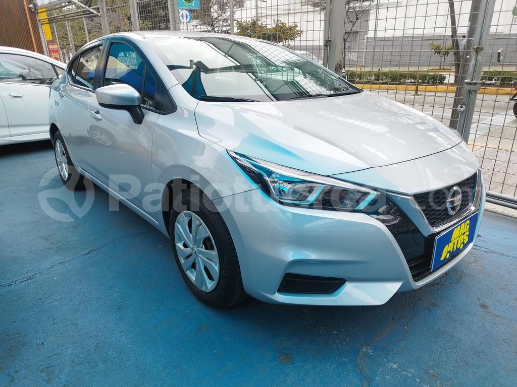 Nissan Versa Sense 2022