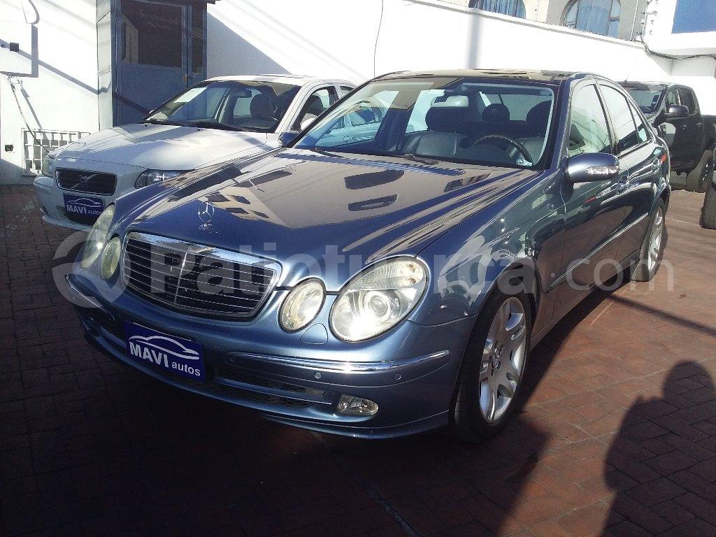 Mercedes Benz—™ E320
