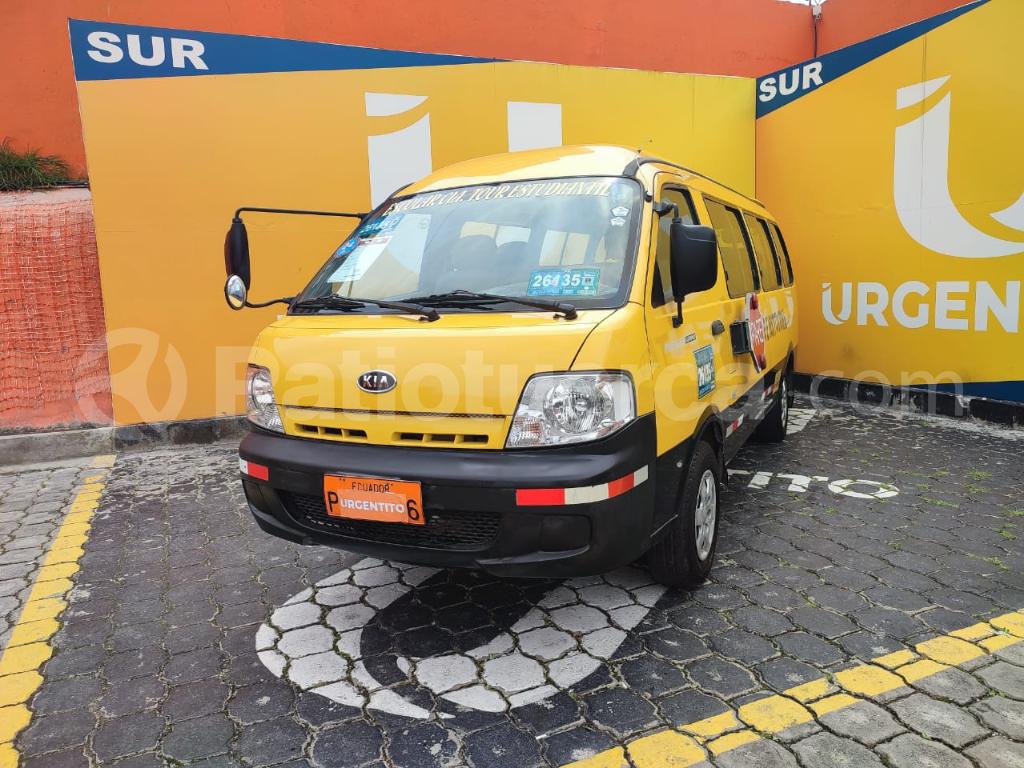 Kia Pregio