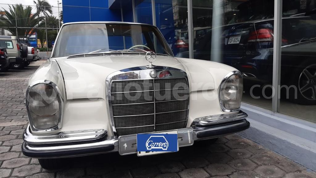 Mercedes Benz—™ 250