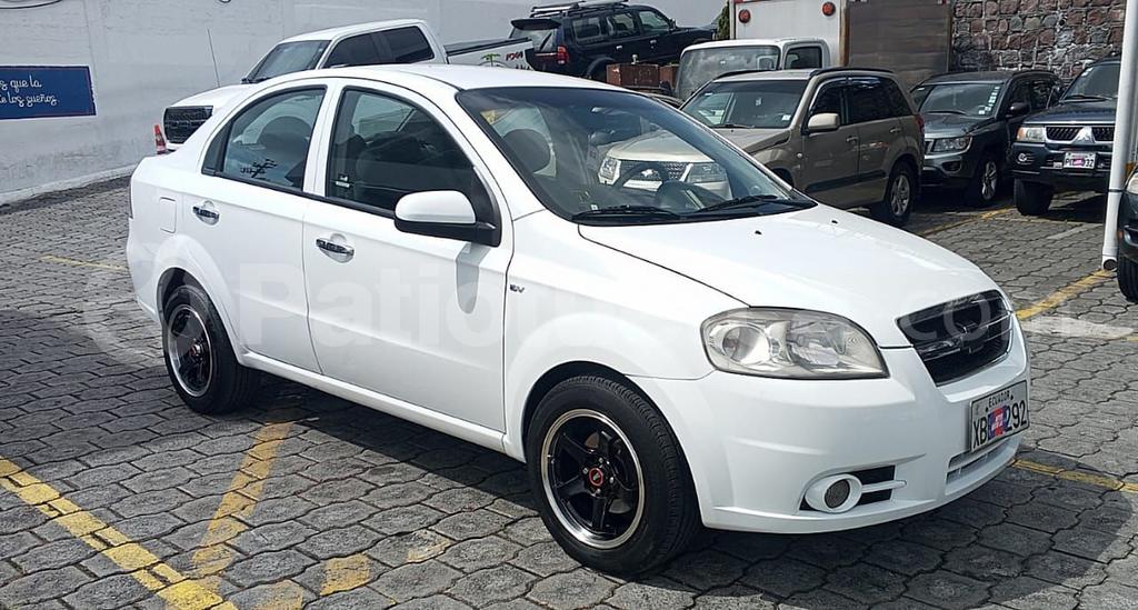Chevrolet Aveo Emotion 2014