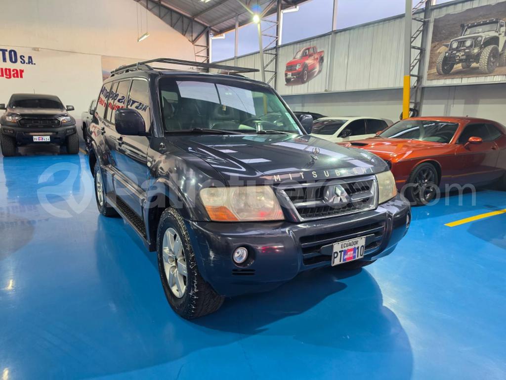 Mitsubishi Montero 2006