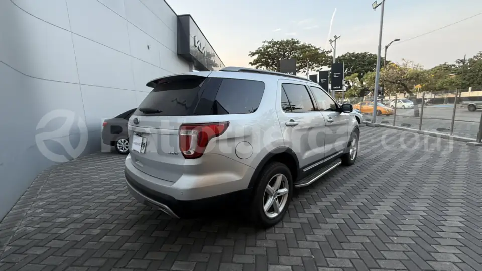 Foto 5 de Ford Explorer