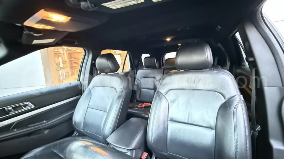 Foto 16 de Ford Explorer