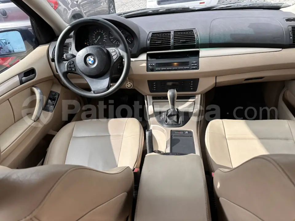 Foto 9 de BMW X5 3.0i