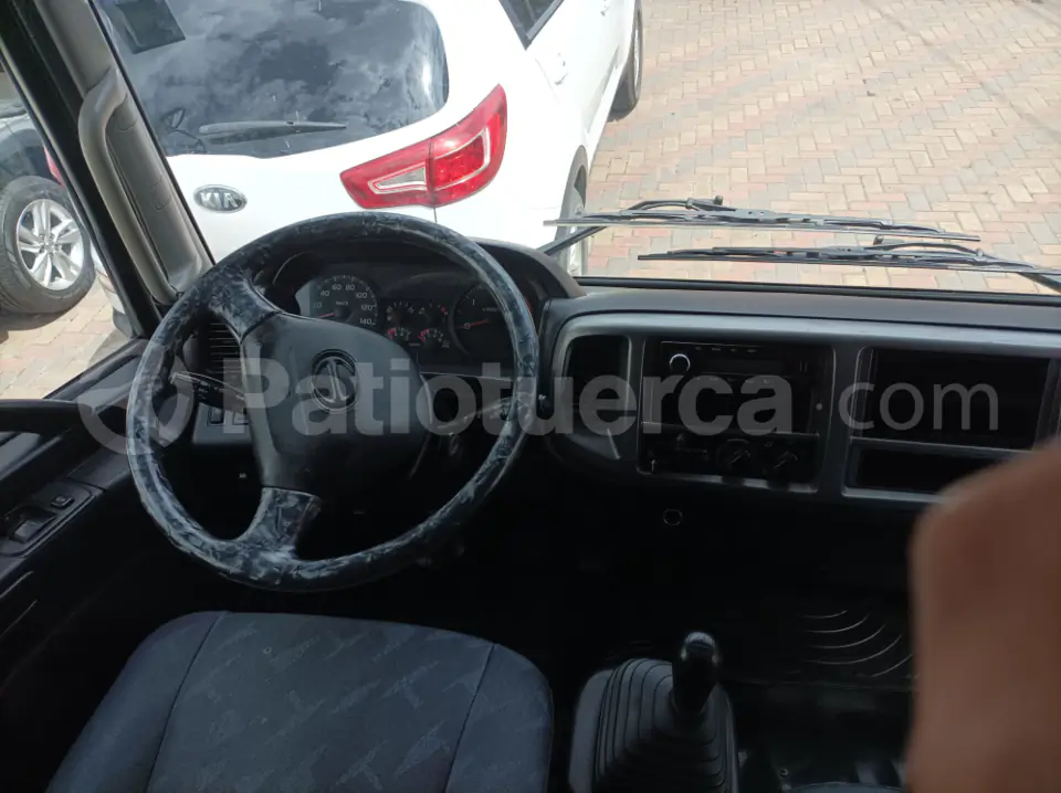 Foto 6 de Hino FC9JJSA