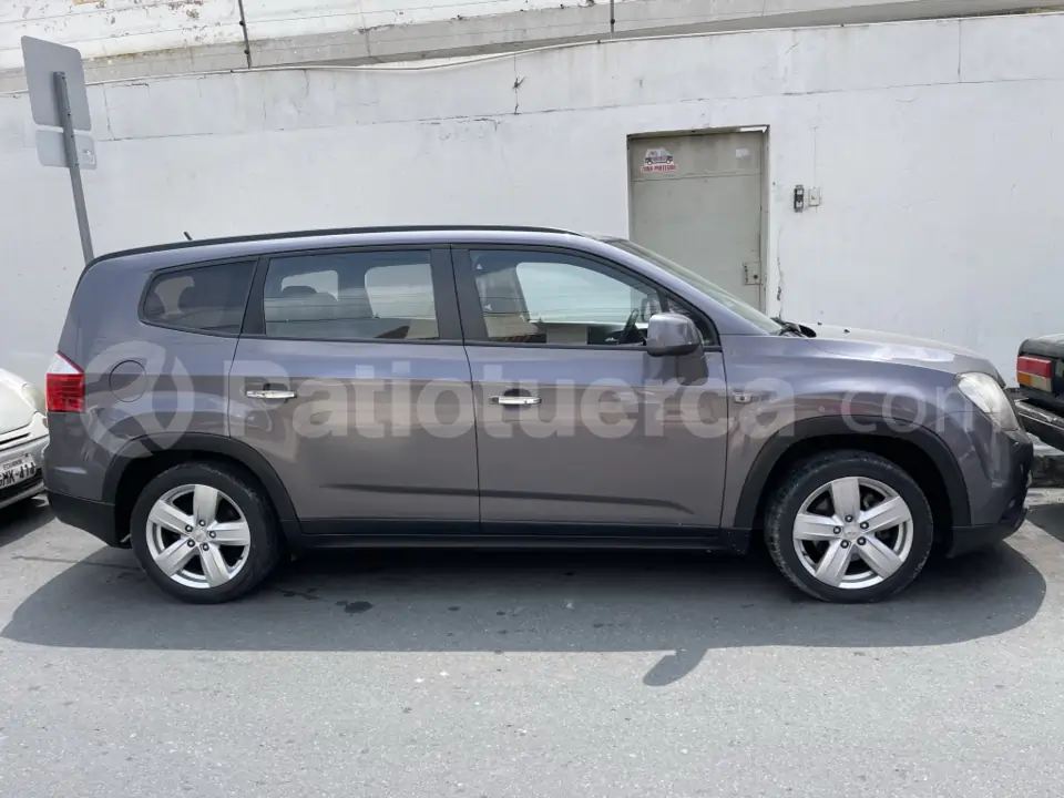Foto 8 de Chevrolet Orlando