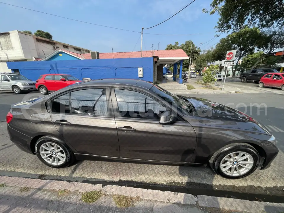 Foto 8 de BMW 320i