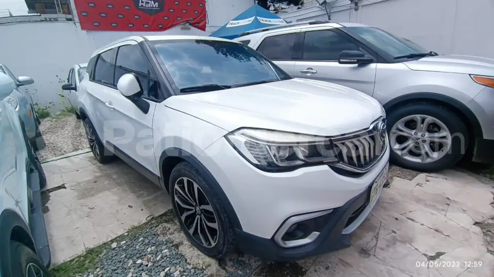 Foto 3 de Brilliance V3