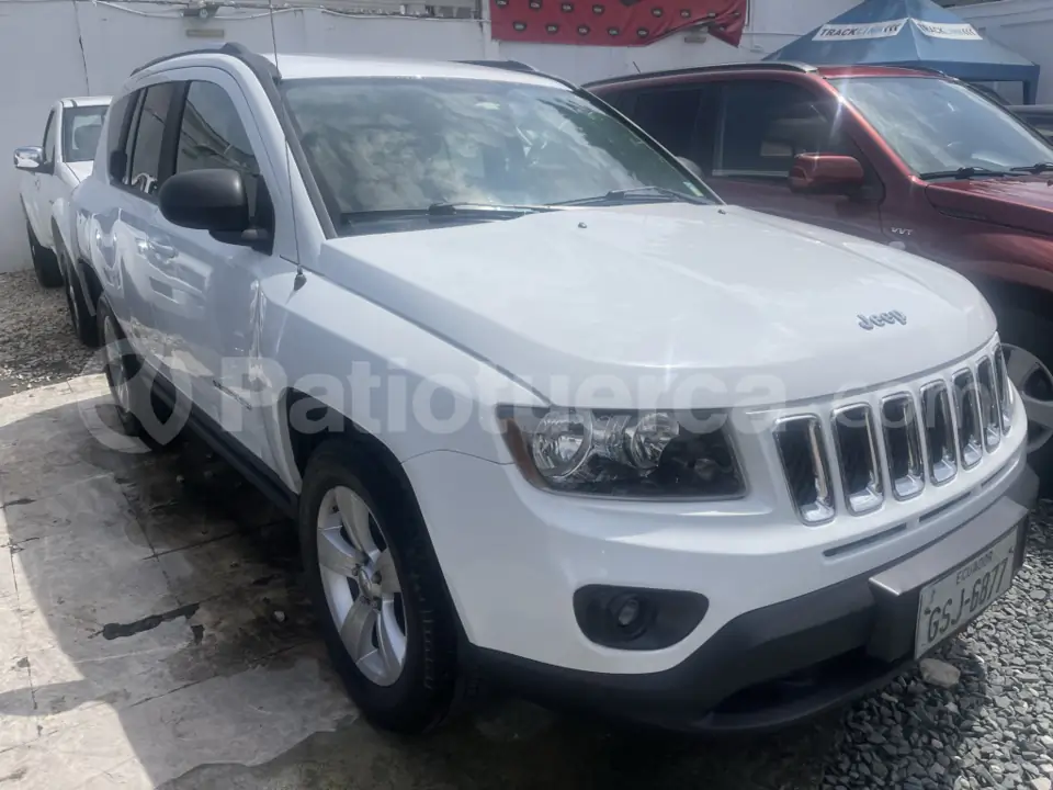 Foto 4 de Jeep Compass Sport