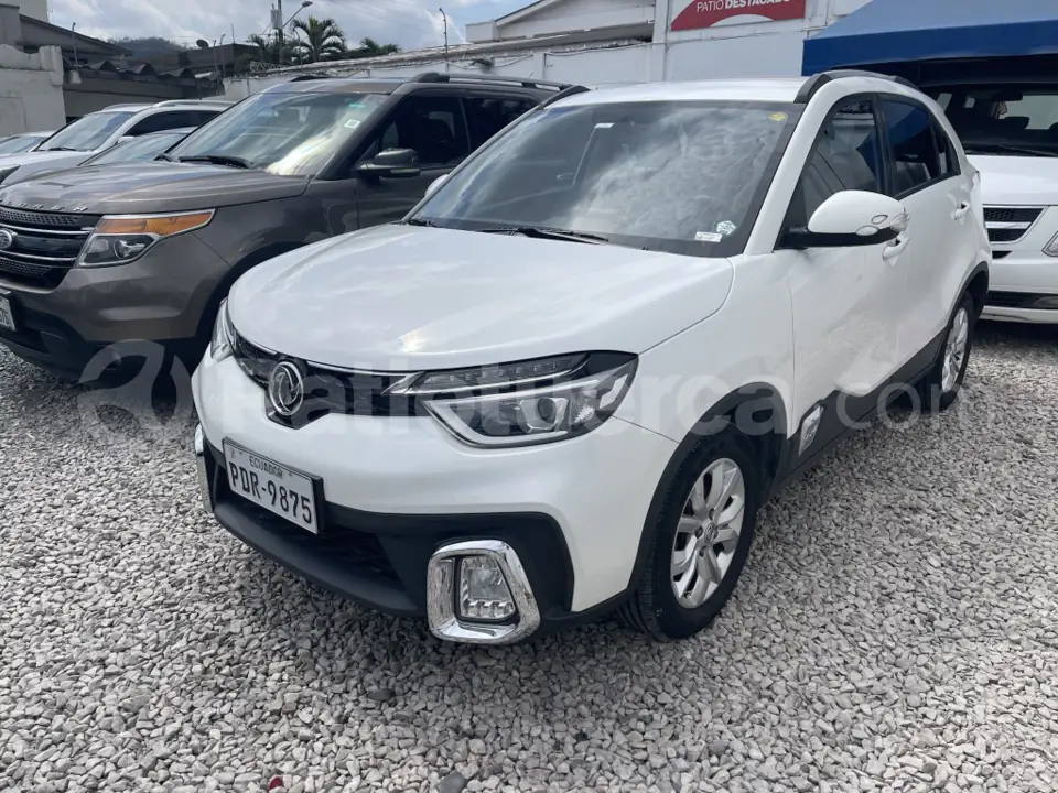 Foto 1 de DongFeng AX4