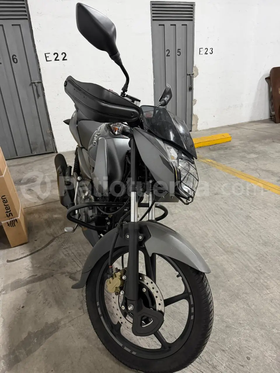 Foto 4 de Bajaj PULSAR 125NS