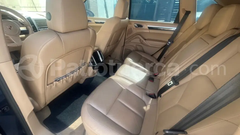 Foto 10 de Porsche Cayenne S Hybrid