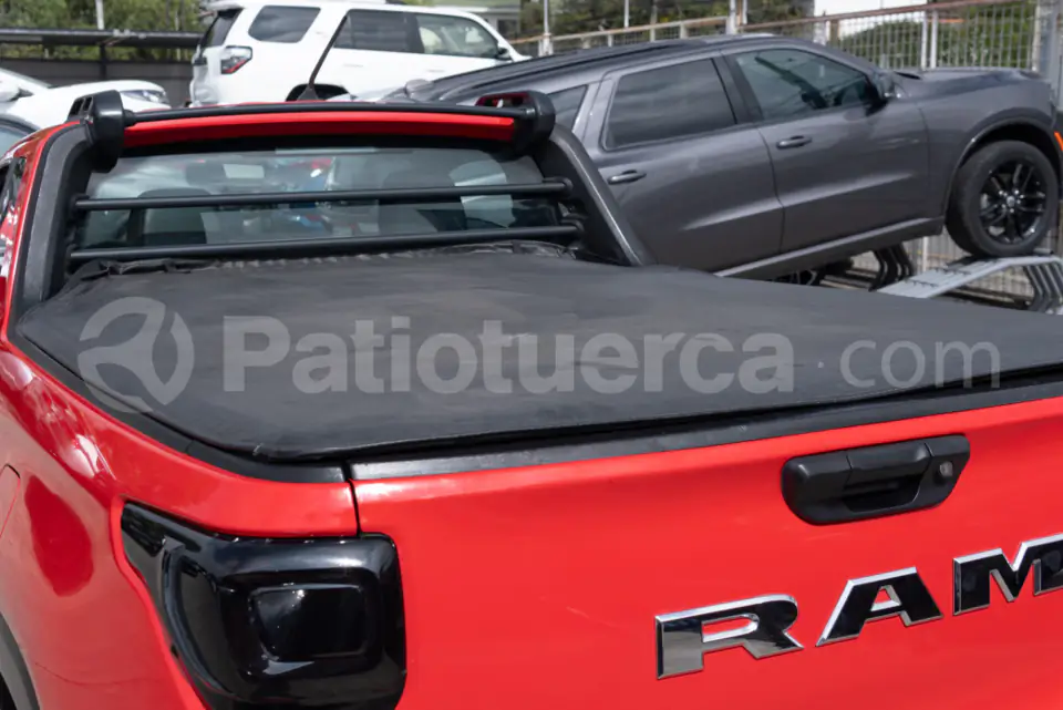 Foto 11 de Dodge RAM 700 Laramie