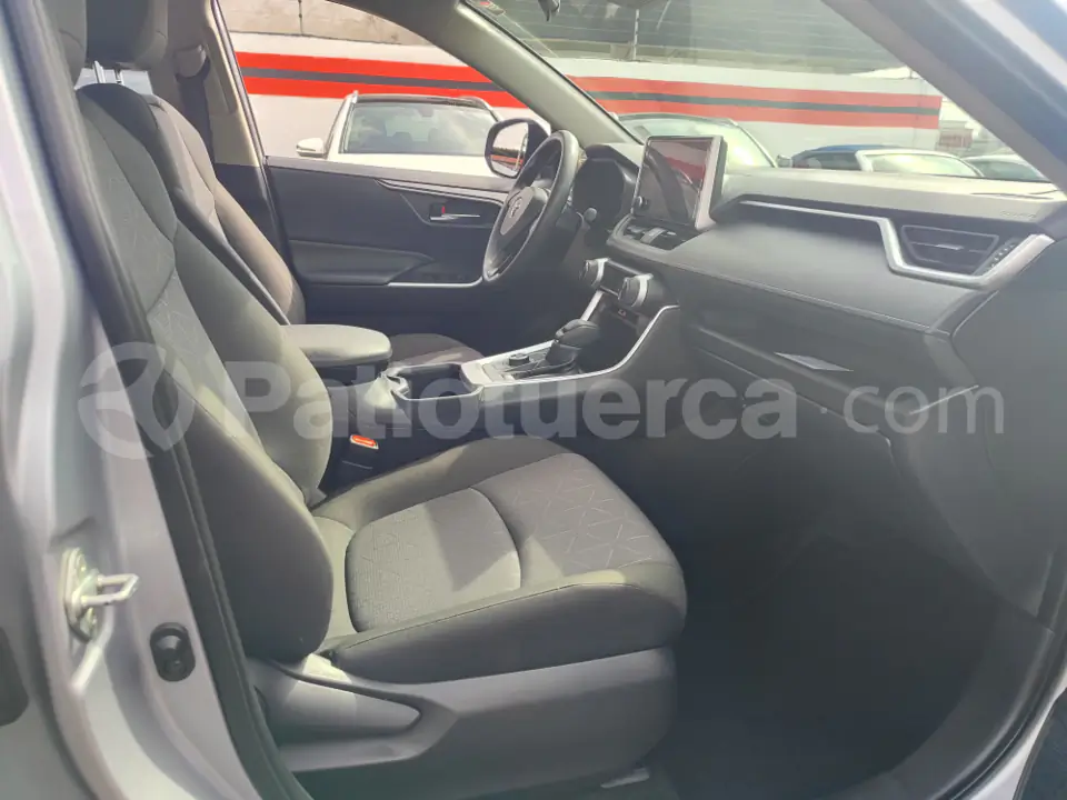 Foto 3 de Toyota RAV4 LIMITED