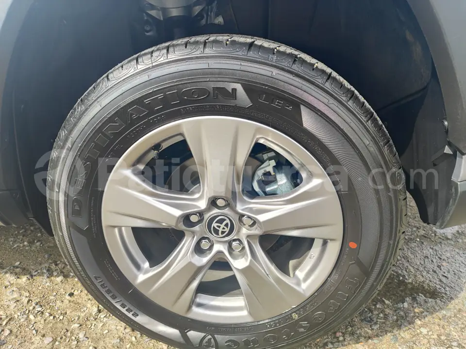 Foto 9 de Toyota RAV4 LIMITED