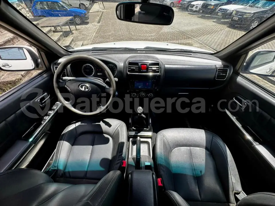 Foto 4 de Great Wall WINGLE 7 2.4 CD 4X2 GASOLINA