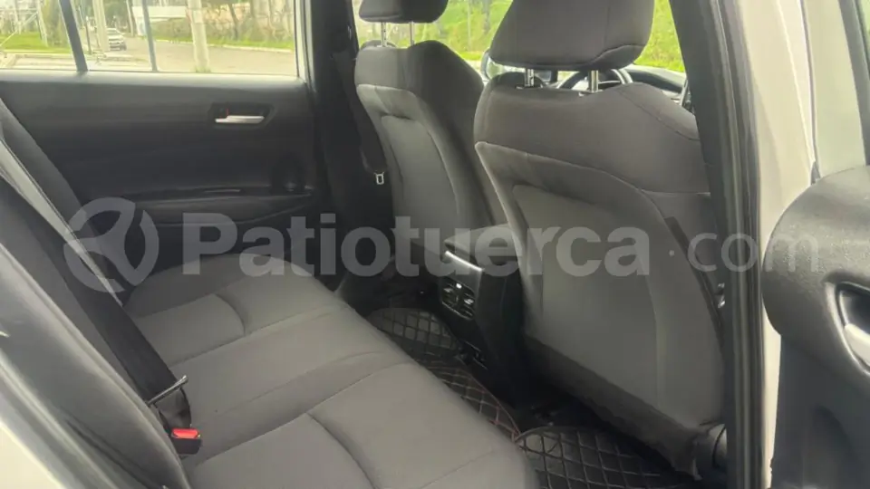 Foto 11 de Toyota COROLLA CROSS