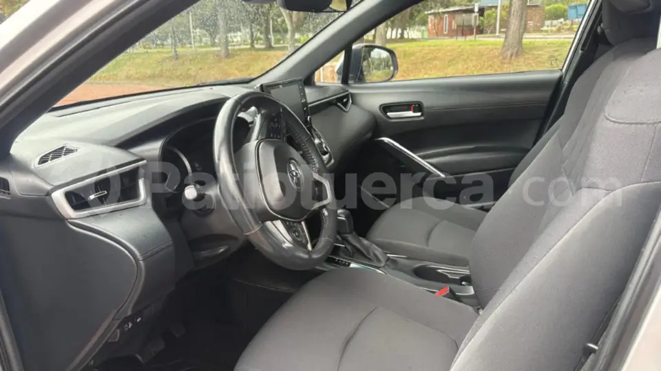 Foto 14 de Toyota COROLLA CROSS