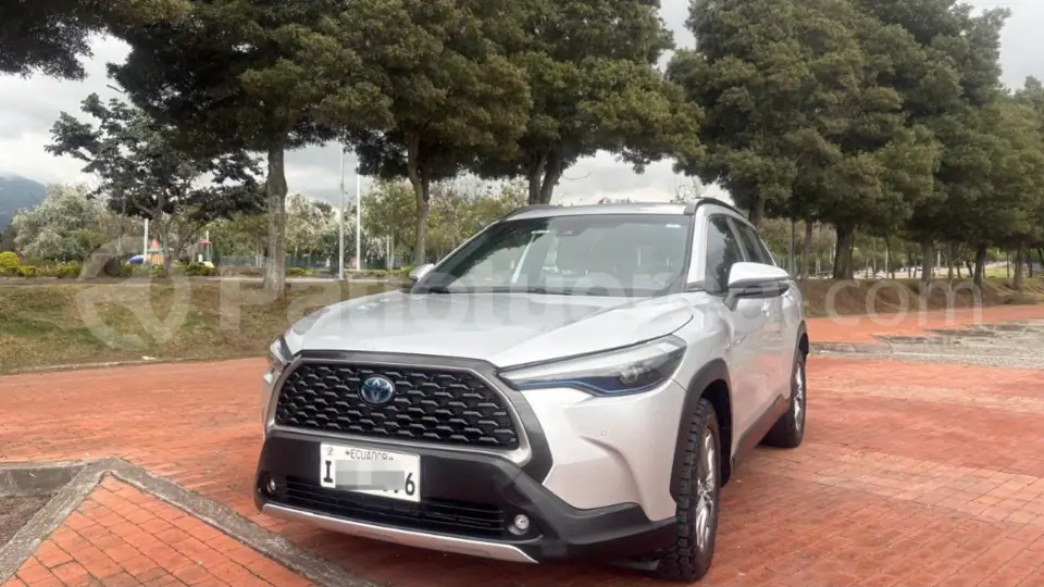 Foto 1 de Toyota COROLLA CROSS