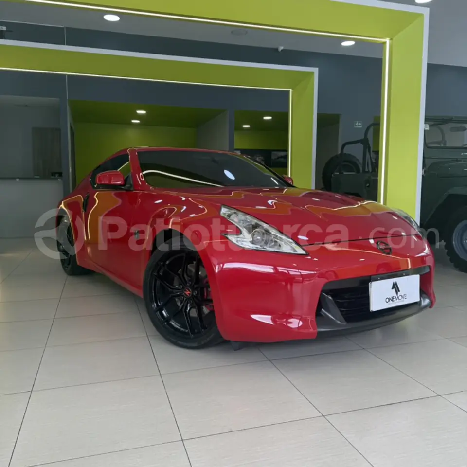 Foto 1 de Nissan 370 Z
