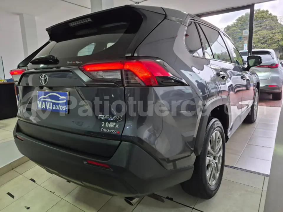 Foto 11 de Toyota RAV 4