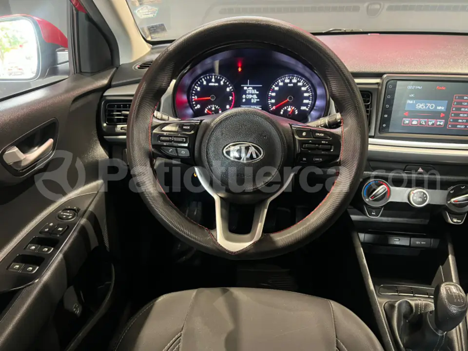 Foto 19 de Kia RIO 5