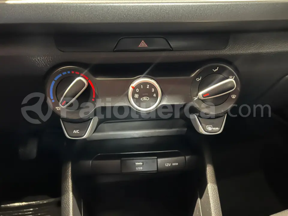 Foto 20 de Kia RIO 5