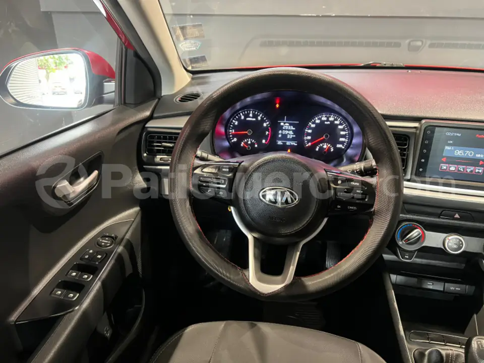 Foto 13 de Kia RIO LX