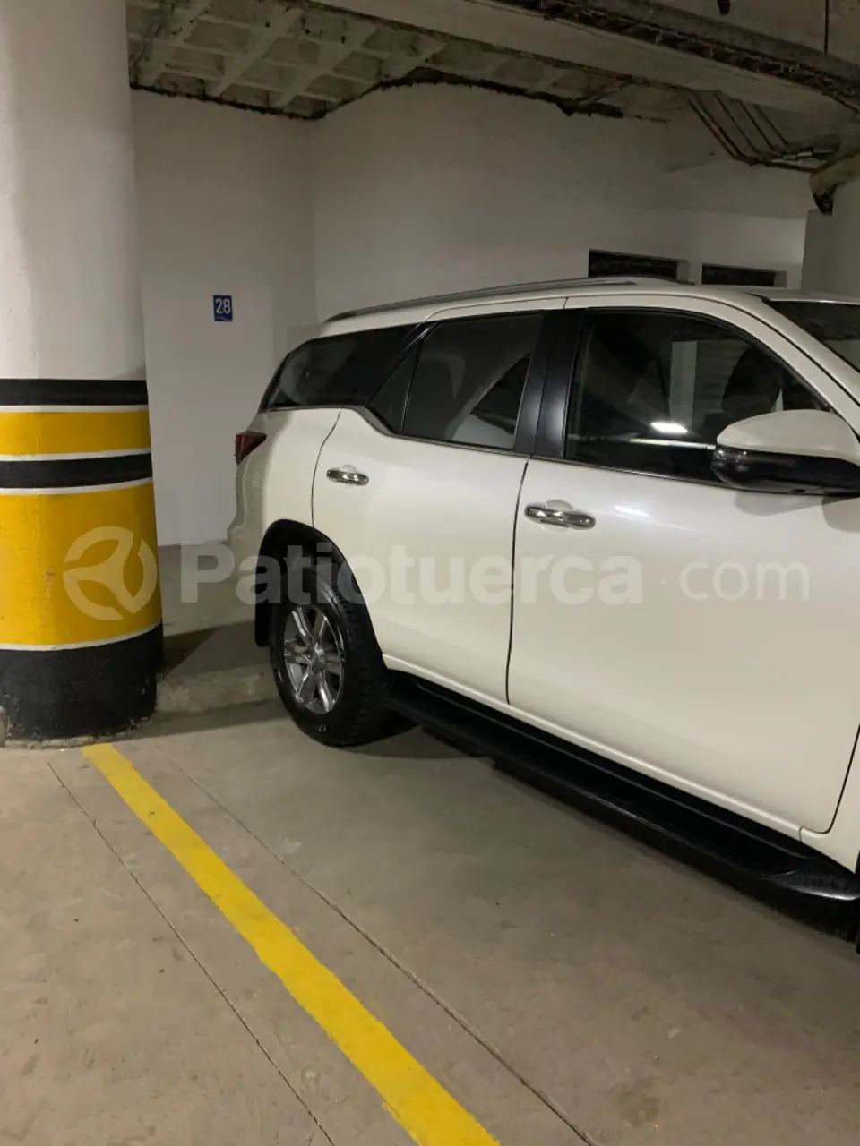 Foto 4 de Toyota Fortuner 4.0