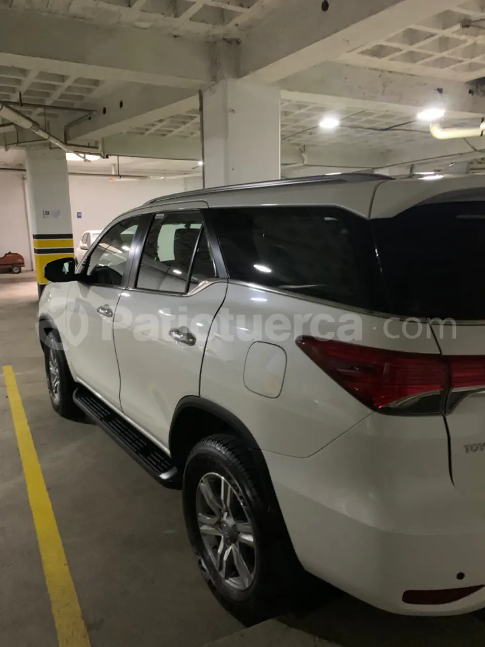 Foto 5 de Toyota Fortuner 4.0