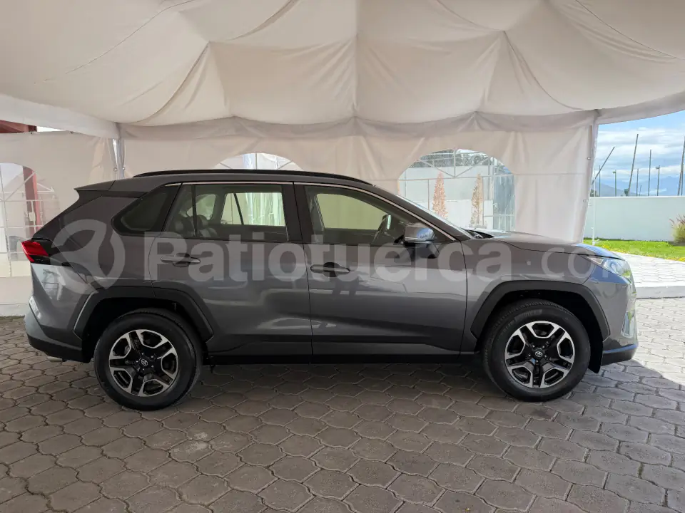 Foto 11 de Toyota RAV 4