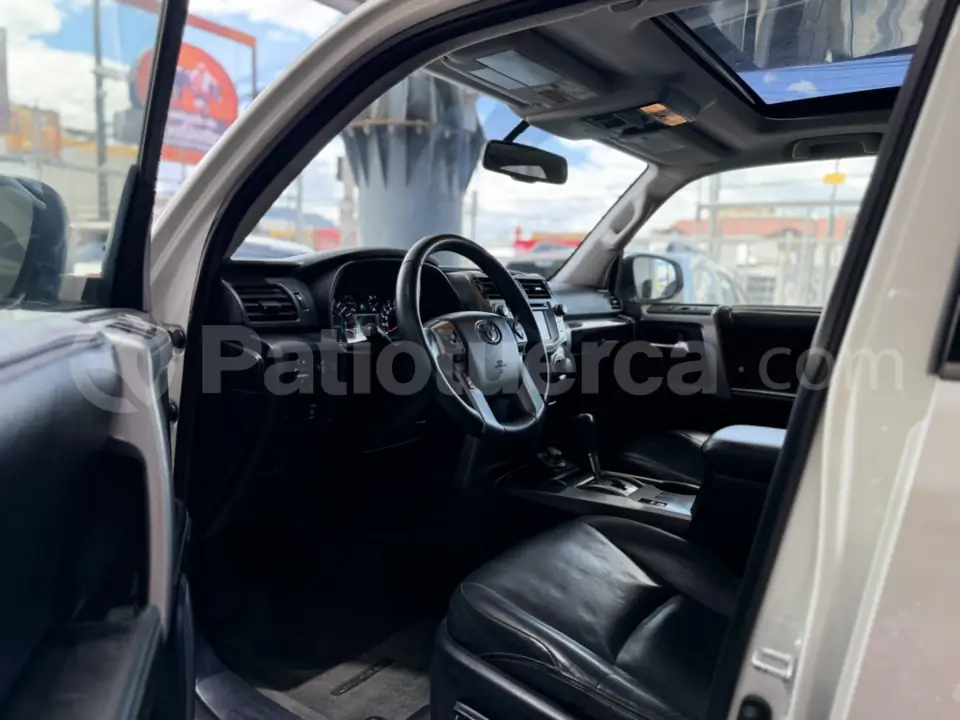 Foto 8 de Toyota 4Runner Limited