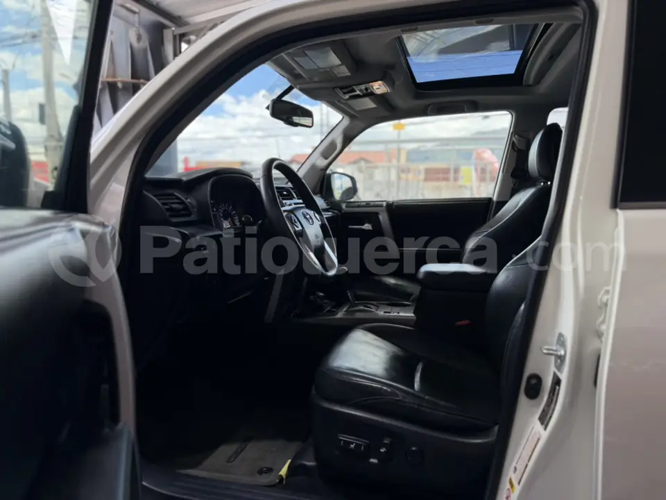Foto 9 de Toyota 4Runner Limited