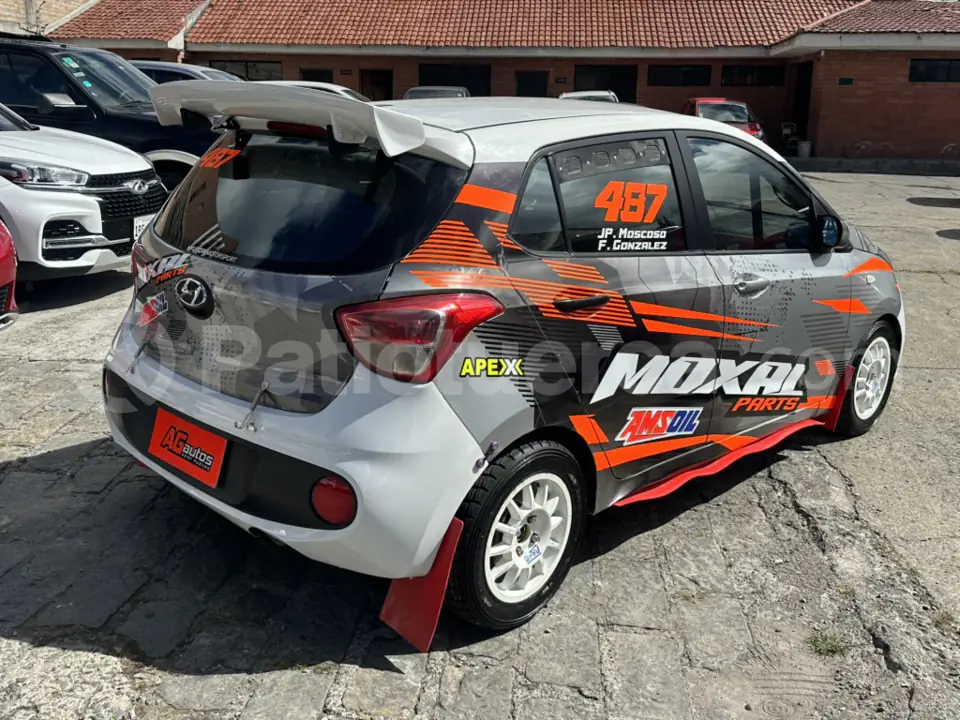 Foto 3 de Hyundai Grand I10 HB