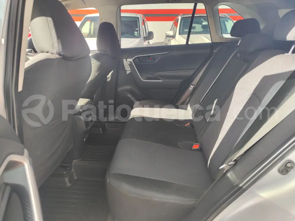 Foto 10 de Toyota RAV4 LS
