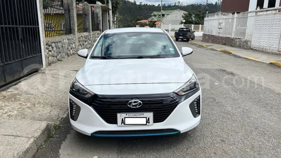 Foto 2 de Hyundai Ioniq Hybrid
