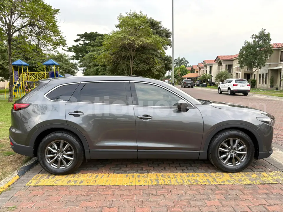 Foto 2 de Mazda CX-9