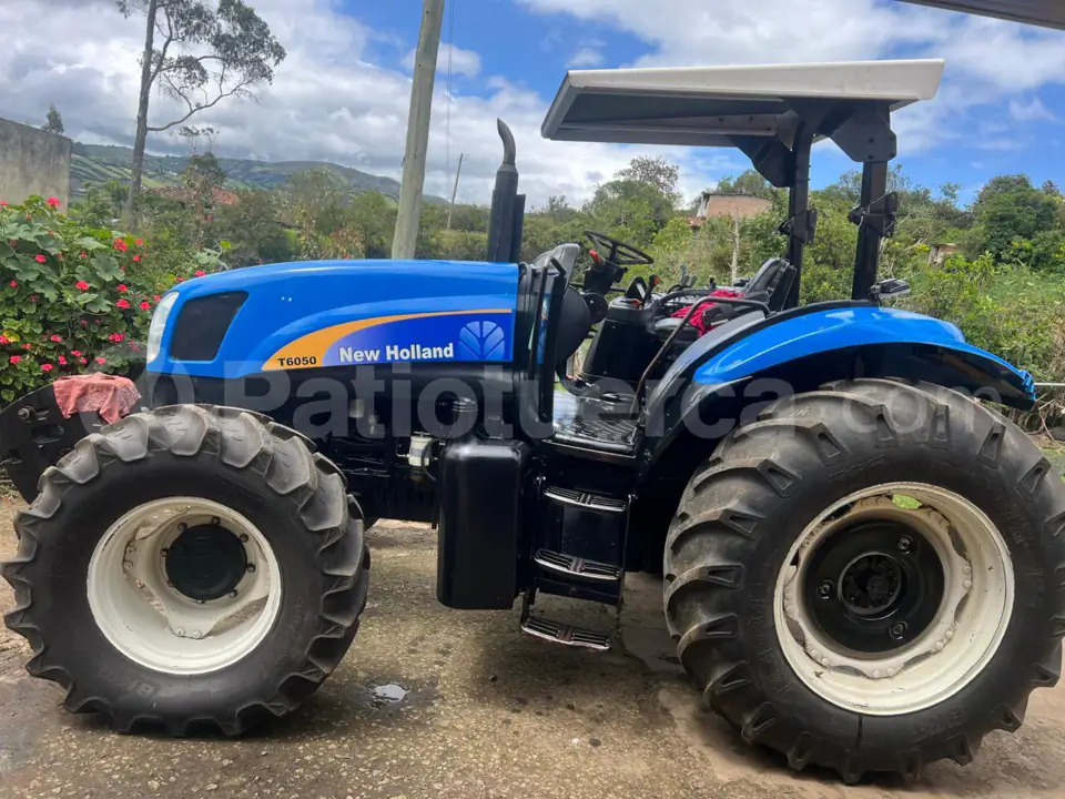 Foto 1 de New Holland T-5060