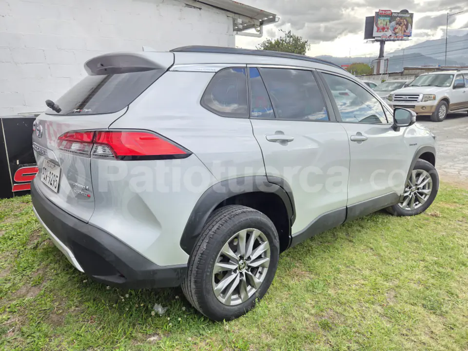 Foto 5 de Toyota Corolla Cross Mid