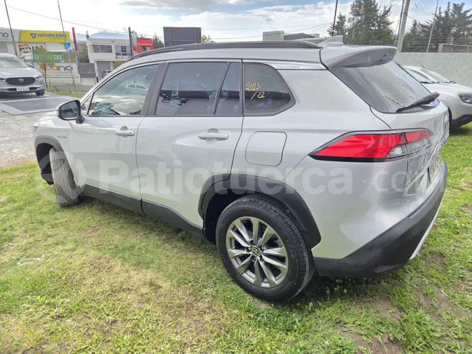 Foto 6 de Toyota Corolla Cross Mid