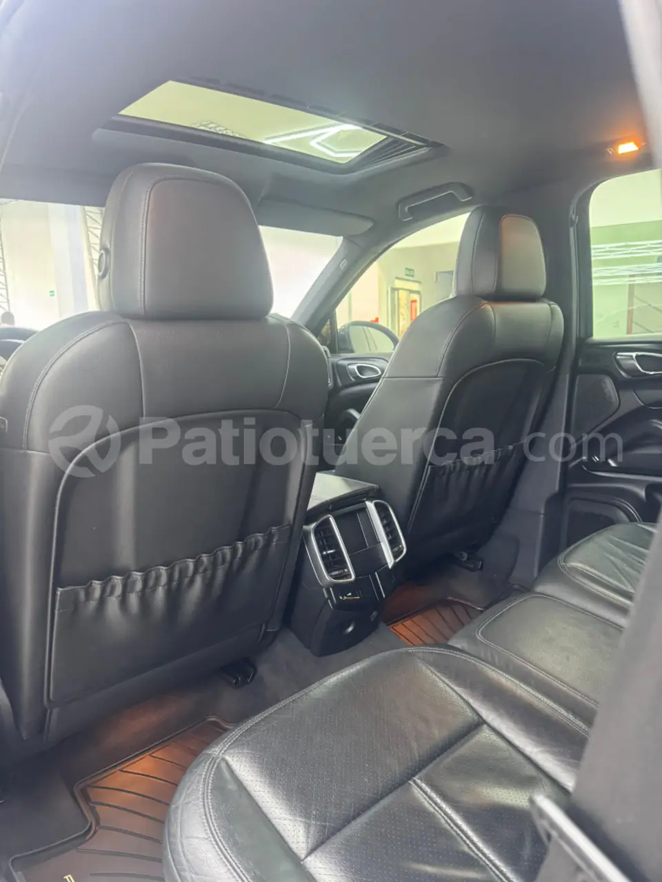 Foto 7 de Porsche Cayenne